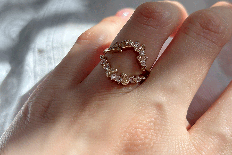 Leaf Garland、Tulip Waltzのスタイリング写真