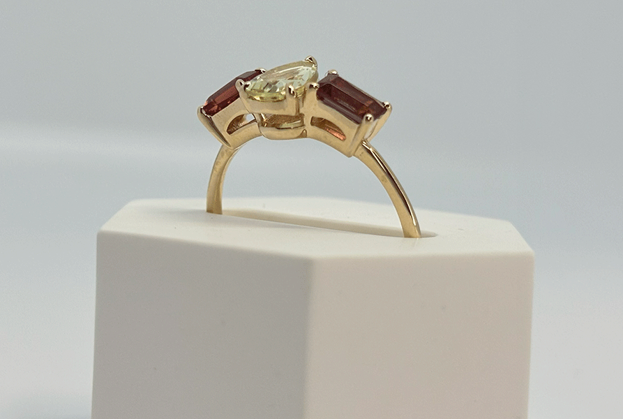 Atelier Piece No.1 – Heliodor&Andesineの斜め下から見た写真